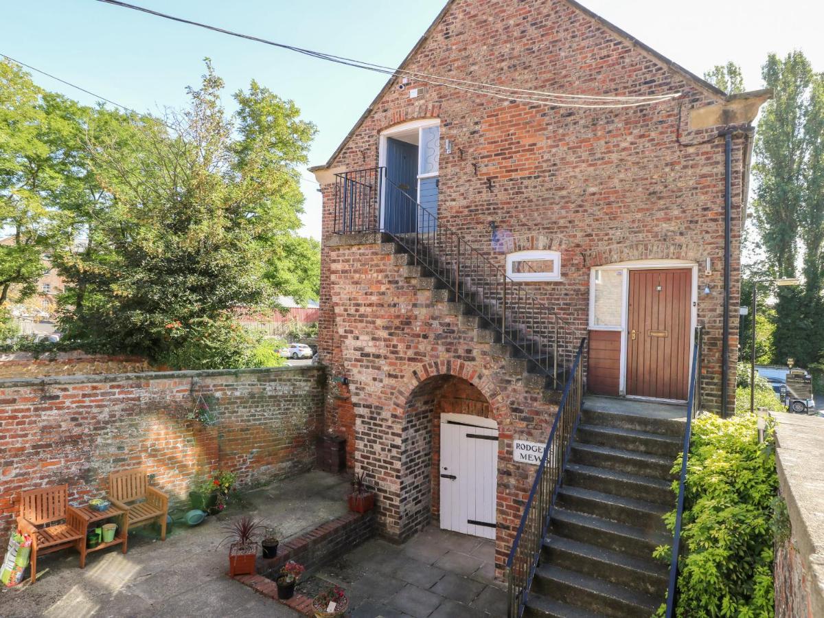 2 Rodgers Mews Lägenhet Malton Exteriör bild